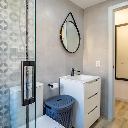 Inftour Apolo Iv Apartment