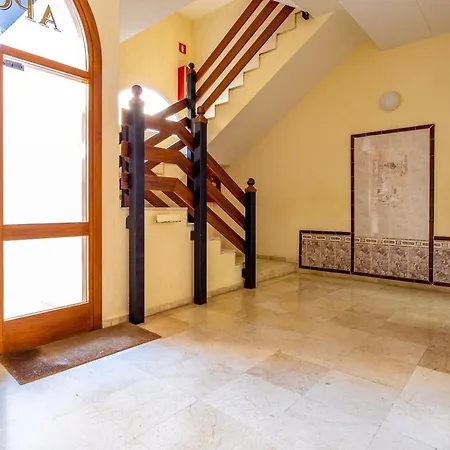 Apartment Inftour Apolo Iv