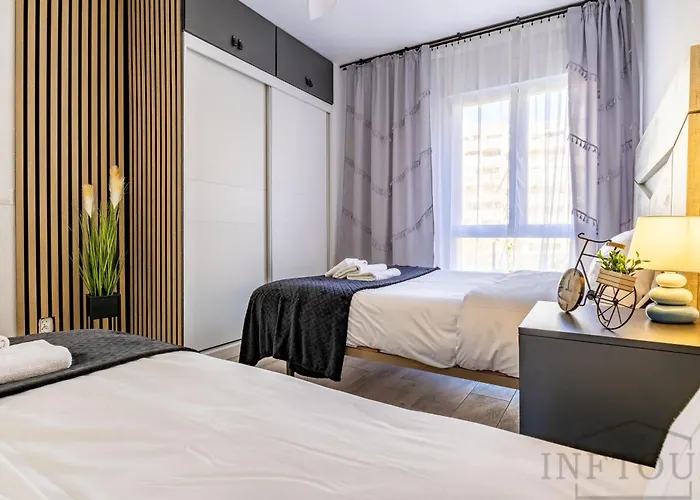 Apartament Inftour Apolo Iv *
